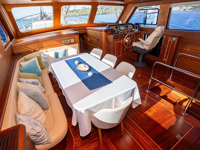 CARPEDIEM CORAL - [Internal image]