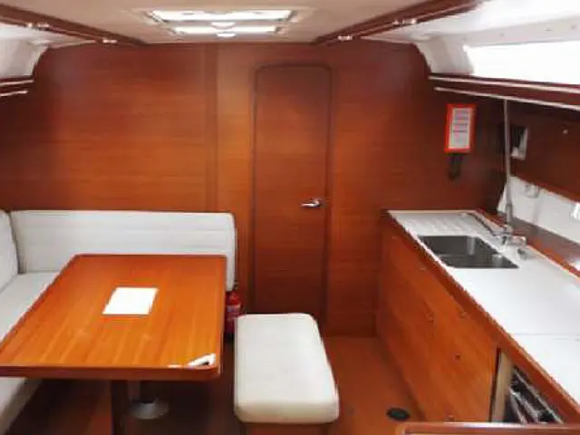 Dufour 450 GL (4 cab.) - [Internal image]