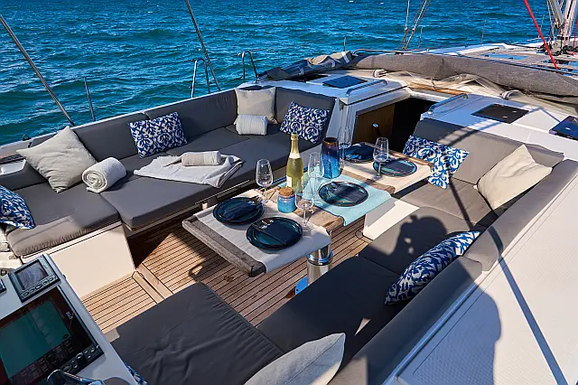 Bavaria C57 - [Internal image]