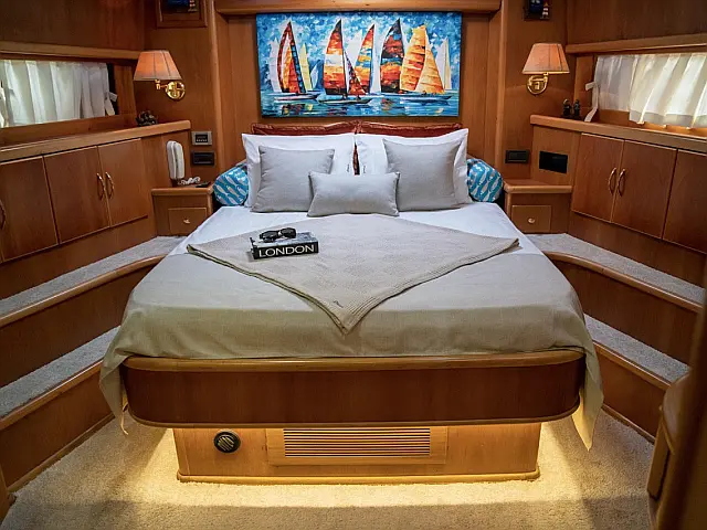 Motoryacht SIROCCO - [Internal image]