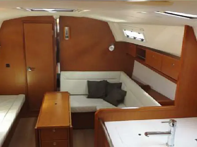 Bavaria Cruiser 36 (3 cab.) - [Internal image]