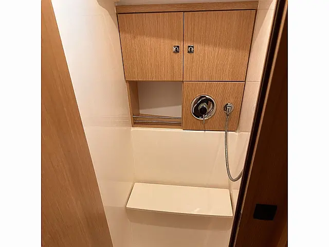 Bavaria Cruiser 46 - [Layout image]