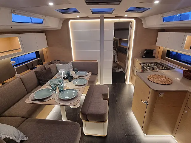 Dufour 41 - [Internal image]