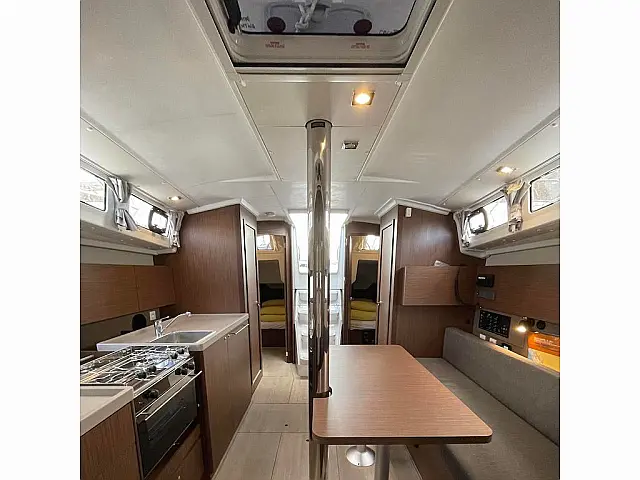 Oceanis 38.1 - [Internal image]