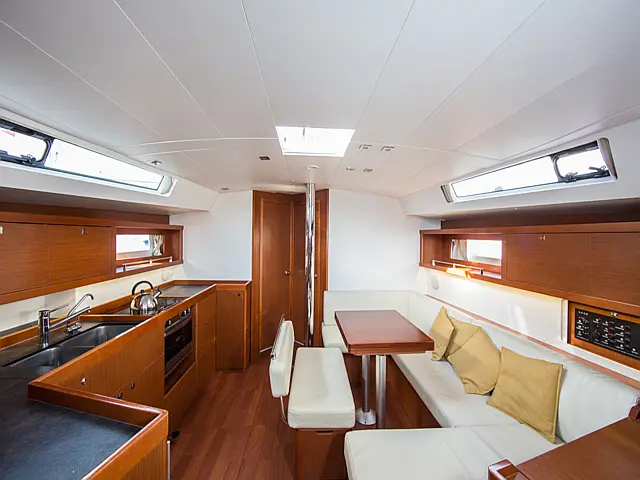 Oceanis 45 - [Internal image]