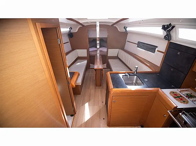 Sun Odyssey 349 - [Internal image]