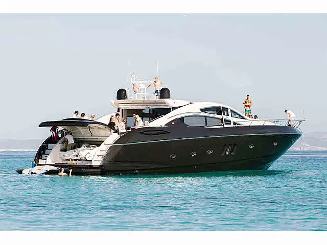 Sunseeker Predator 82 - [External image]
