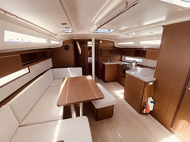 Oceanis 40.1 - [Internal image]