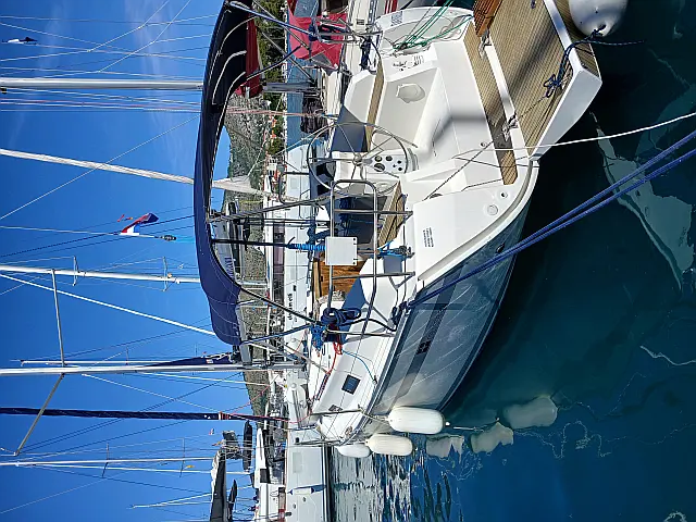 Bavaria Cruiser 32 - [External image]