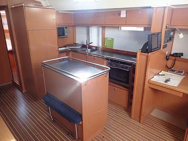 Bavaria 55 BT '12 - [Internal image]
