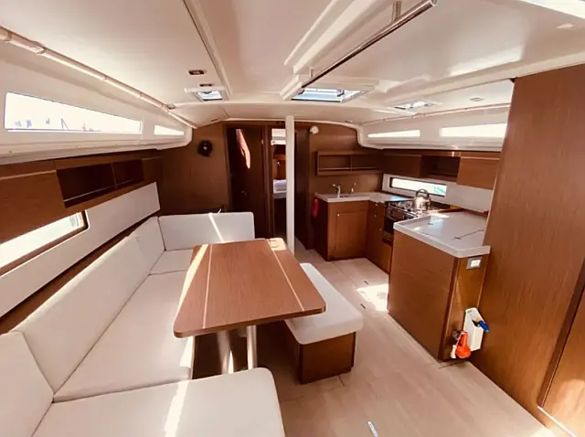 Oceanis 40.1 - [Internal image]