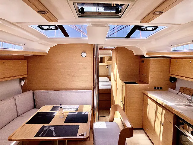 Dufour 430 Grand Large - [Internal image]