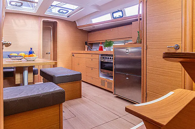 Dufour 460 - [Internal image]