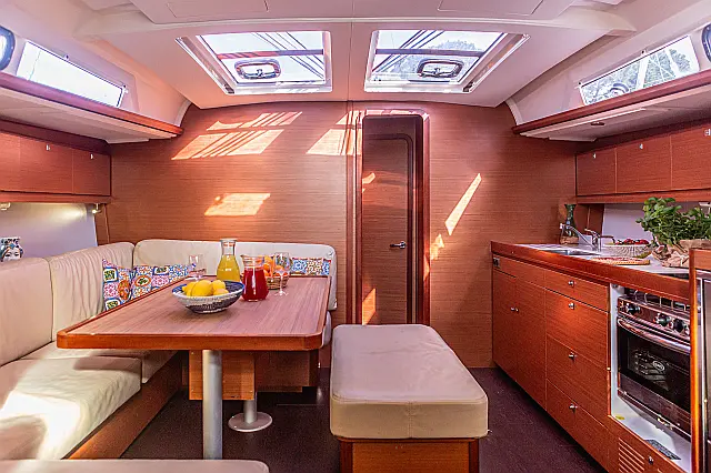 Dufour 460 - [Internal image]