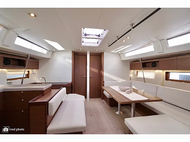 Oceanis 51.1 - [Internal image]