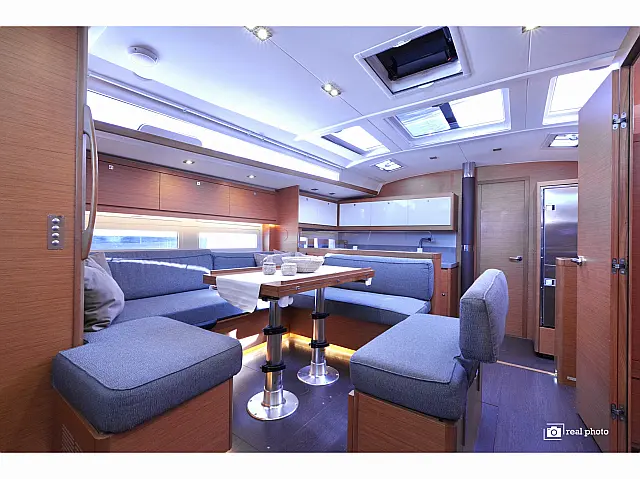 Dufour 530 - [Internal image]