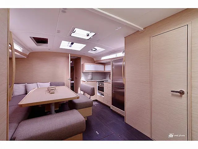 Dufour 470 - [Internal image]