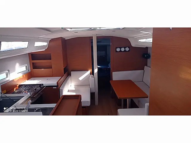 Sun Odyssey 410 - [Internal image]