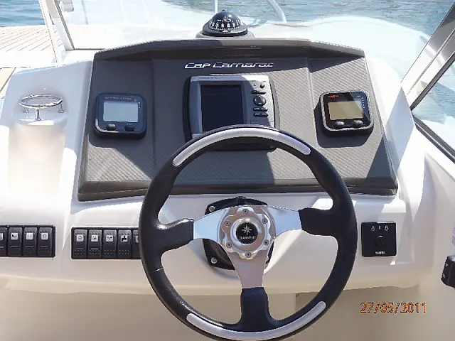 Jeanneau Cap Camarat 7.5 DC - [Internal image]