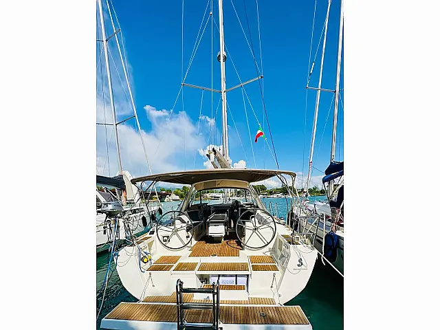 Oceanis 41 - [External image]