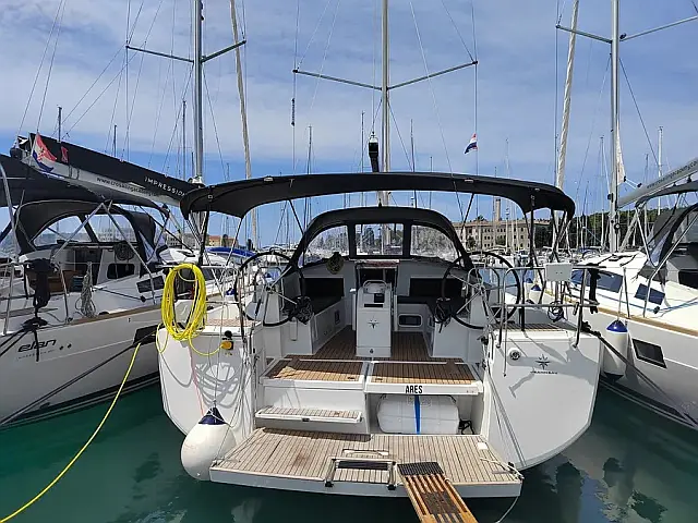 Sun Odyssey 440 - [External image]
